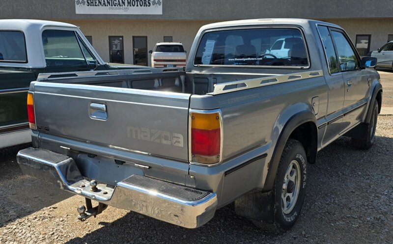 1992 Mazda B2600i 2dr B2600i LE5 - Photo 5 - Belfield, ND 58622