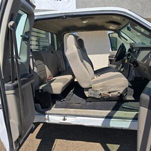 2008 Ford F-250 Super Duty XL XL 4dr SuperCab - Photo 10 - Belfield, ND 58622