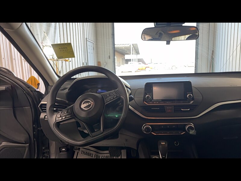2024 Nissan Altima 2.5 S - Photo 9 - Belfield, ND 58622