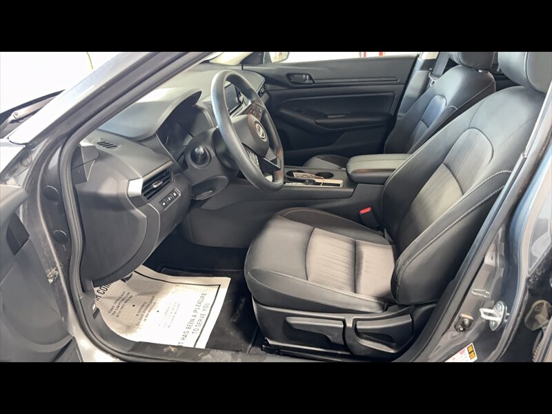 2024 Nissan Altima 2.5 S - Photo 8 - Belfield, ND 58622