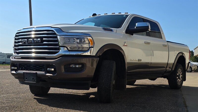 2020 RAM 2500 Laramie Longhorn - Photo 3 - Belfield, ND 58622