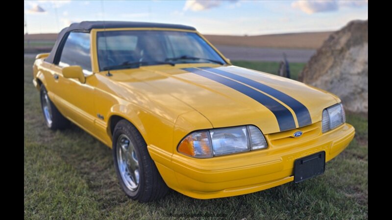 1993 Ford Mustang LX 5.0 - Photo 4 - Belfield, ND 58622