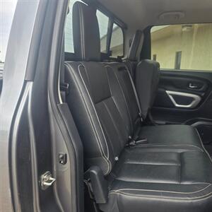 2018 Nissan Titan PRO-4X   - Photo 4 - Belfield, ND 58622