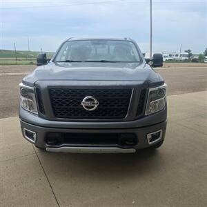 2018 Nissan Titan PRO-4X   - Photo 2 - Belfield, ND 58622