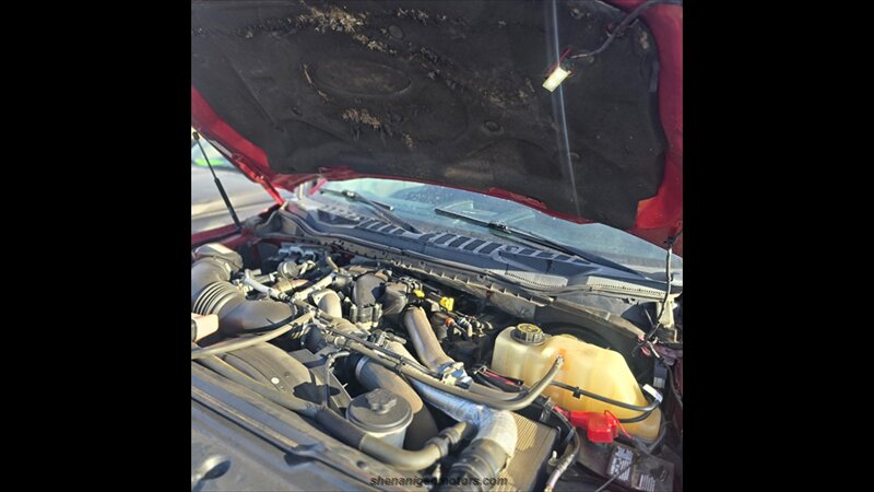 2018 Ford F-250 Super Duty Lariat - Photo 21 - Belfield, ND 58622