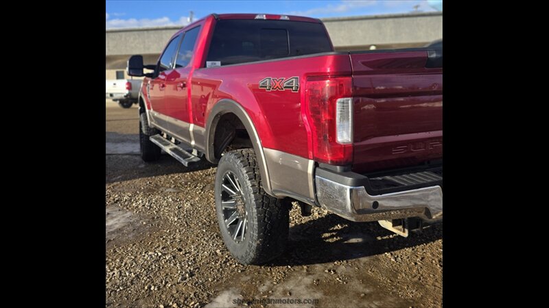 2018 Ford F-250 Super Duty Lariat - Photo 6 - Belfield, ND 58622