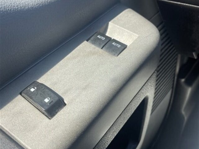 2018 Ford F-650 - Photo 6 - Albuquerque, NM 87107