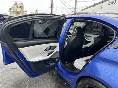 2022 BMW M3   - Photo 21 - Canoga Park, CA 91303