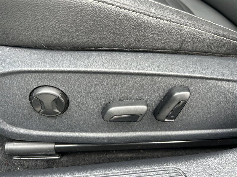 2024 Volkswagen Jetta SE - Photo 22 - Canoga Park, CA 91303