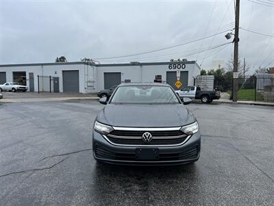 2024 Volkswagen Jetta SE - Photo 7 - Canoga Park, CA 91303