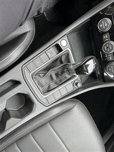 2024 Volkswagen Jetta SE - Photo 24 - Canoga Park, CA 91303