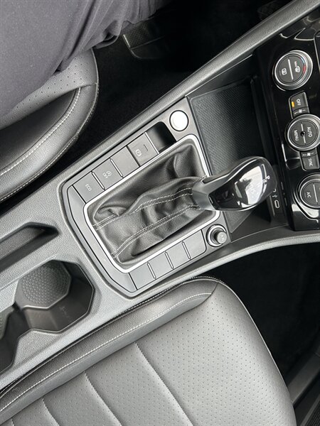 2024 Volkswagen Jetta SE - Photo 24 - Canoga Park, CA 91303