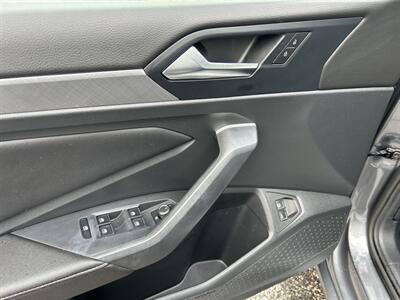 2024 Volkswagen Jetta SE - Photo 21 - Canoga Park, CA 91303