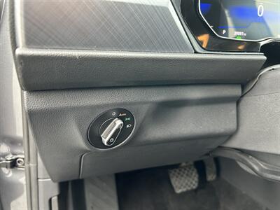 2024 Volkswagen Jetta SE - Photo 23 - Canoga Park, CA 91303