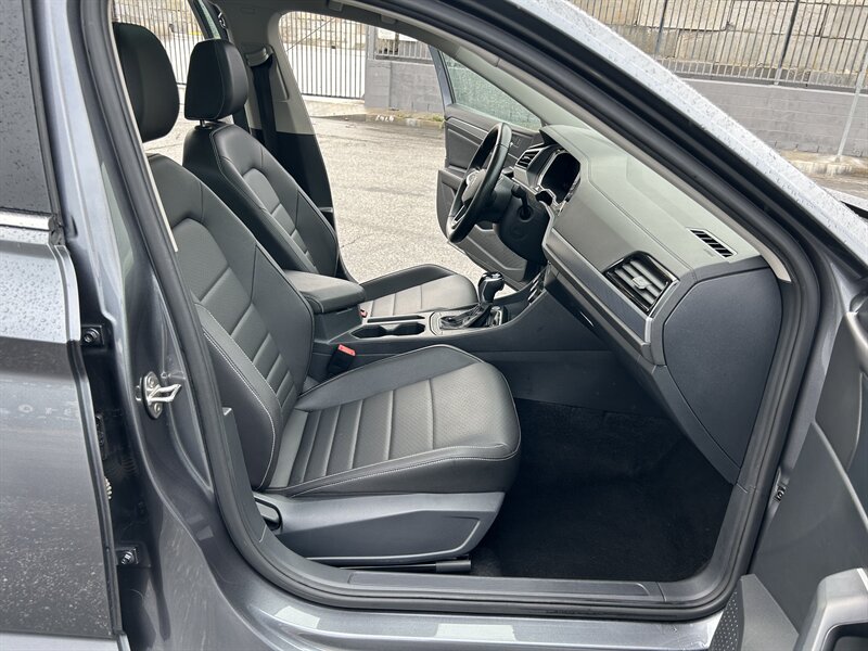 2024 Volkswagen Jetta SE - Photo 19 - Canoga Park, CA 91303