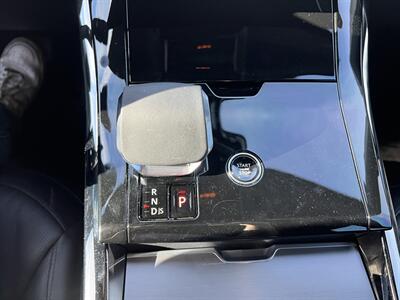 2025 Land Rover Range Rover Sport P360 SE - Photo 28 - Canoga Park, CA 91303