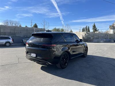 2025 Land Rover Range Rover Sport P360 SE - Photo 4 - Canoga Park, CA 91303