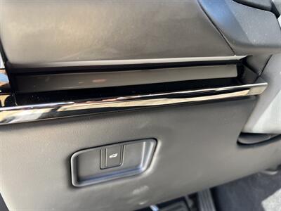 2025 Land Rover Range Rover Sport P360 SE - Photo 24 - Canoga Park, CA 91303