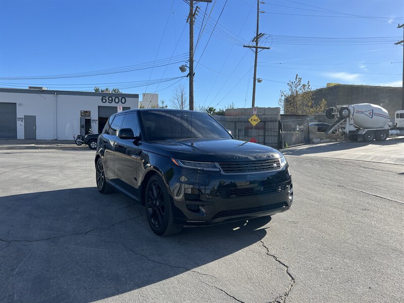 2025 Land Rover Range Rover Sport P360 SE - Photo 6 - Canoga Park, CA 91303