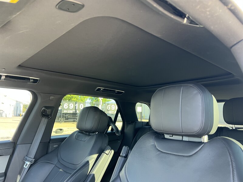 2025 Land Rover Range Rover Sport P360 SE - Photo 25 - Canoga Park, CA 91303