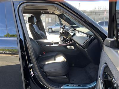 2025 Land Rover Range Rover Sport P360 SE - Photo 20 - Canoga Park, CA 91303