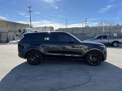 2025 Land Rover Range Rover Sport P360 SE - Photo 5 - Canoga Park, CA 91303