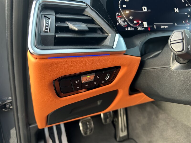 2021 BMW M3 - Photo 36 - Canoga Park, CA 91303