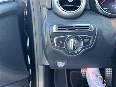 2021 Mercedes-Benz C 300   - Photo 24 - Canoga Park, CA 91303