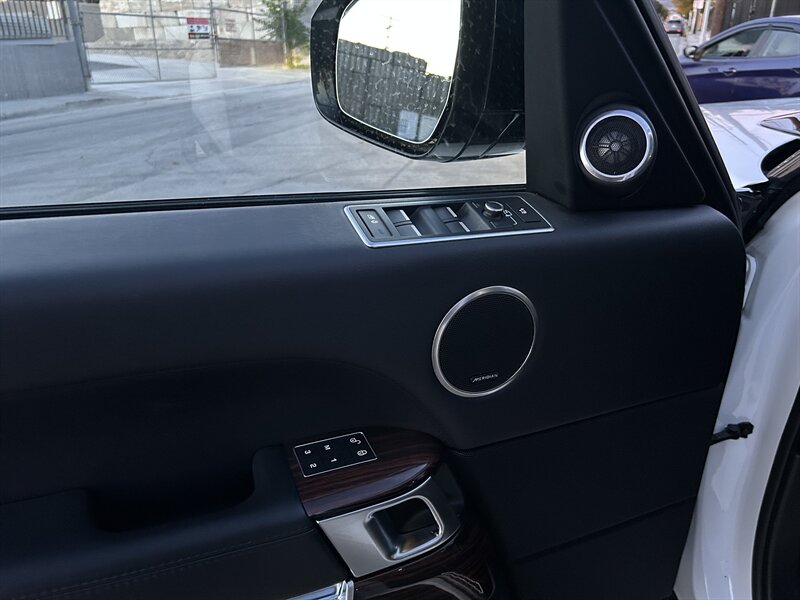 2017 Land Rover Range Rover Supercharged LWB - Photo 23 - Canoga Park, CA 91303