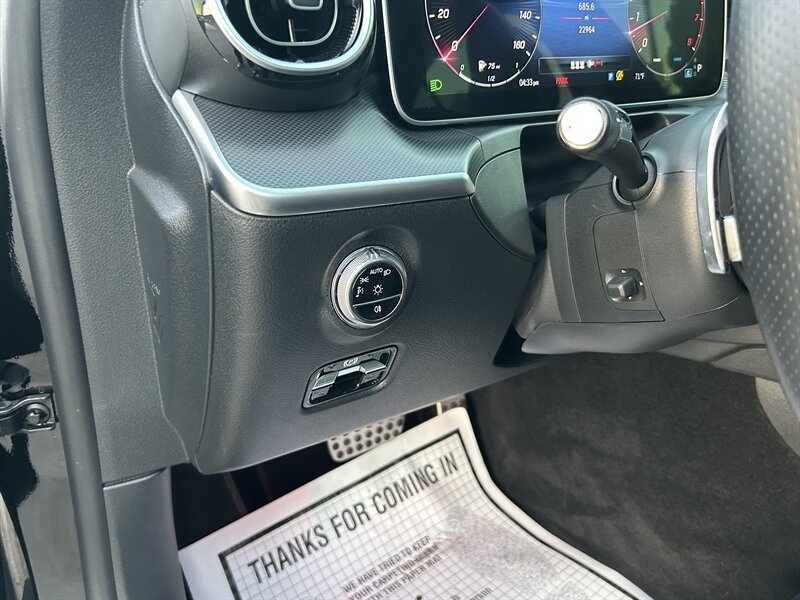 2024 Mercedes-Benz C 300 - Photo 26 - Canoga Park, CA 91303