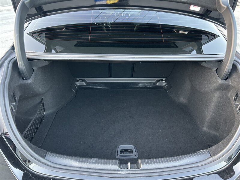 2024 Mercedes-Benz C 300 - Photo 9 - Canoga Park, CA 91303