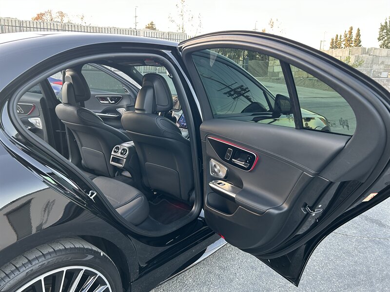 2024 Mercedes-Benz C 300 - Photo 18 - Canoga Park, CA 91303