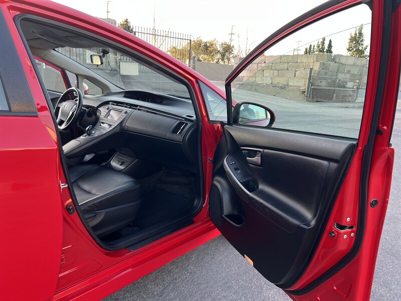 2015 Toyota Prius Persona Series - Photo 20 - Canoga Park, CA 91303