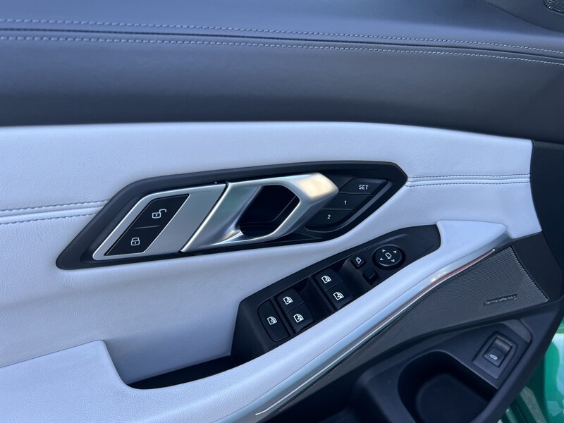 2023 BMW M3 Competition - Photo 30 - Canoga Park, CA 91303