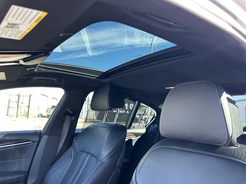 2020 BMW 5 Series M550i xDrive - Photo 30 - Canoga Park, CA 91303