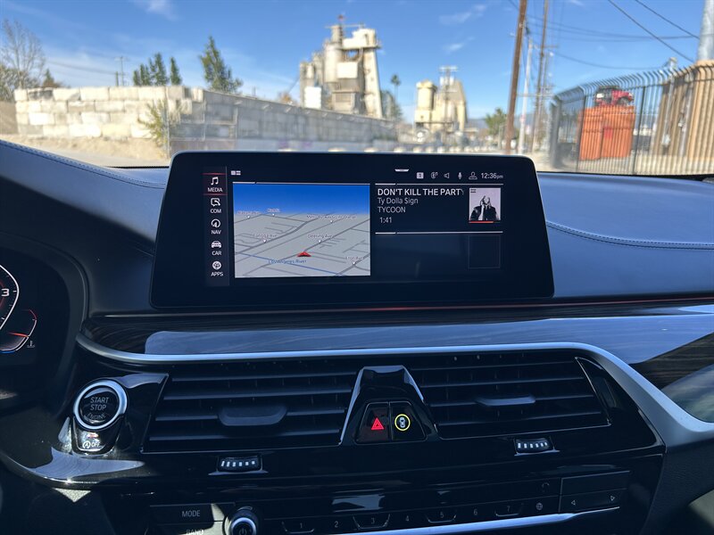 2020 BMW 5 Series M550i xDrive - Photo 35 - Canoga Park, CA 91303