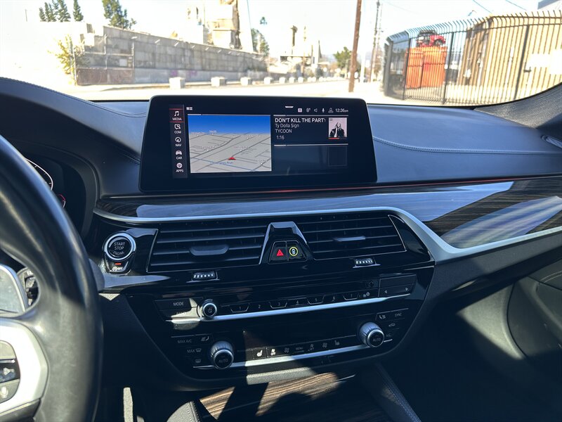 2020 BMW 5 Series M550i xDrive - Photo 32 - Canoga Park, CA 91303