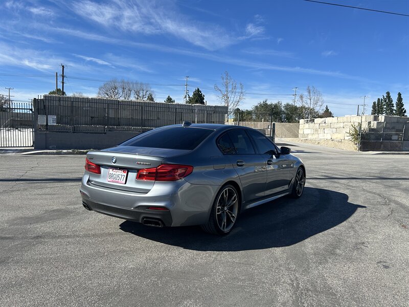 2020 BMW 5 Series M550i xDrive - Photo 4 - Canoga Park, CA 91303