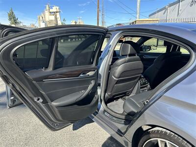 2020 BMW 5 Series M550i xDrive - Photo 18 - Canoga Park, CA 91303