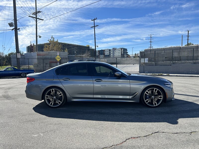 2020 BMW 5 Series M550i xDrive - Photo 5 - Canoga Park, CA 91303