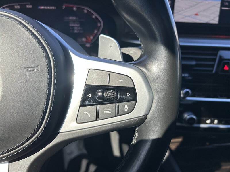 2020 BMW 5 Series M550i xDrive - Photo 39 - Canoga Park, CA 91303