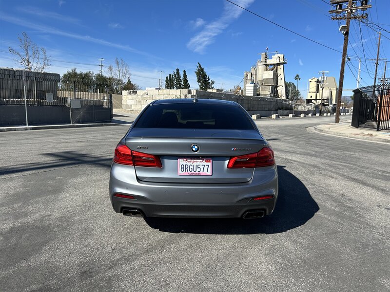 2020 BMW 5 Series M550i xDrive - Photo 8 - Canoga Park, CA 91303