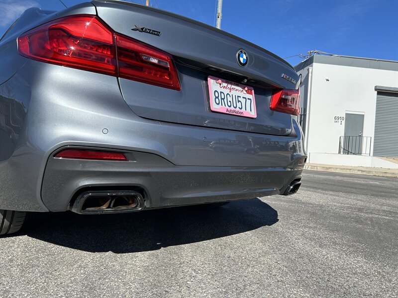 2020 BMW 5 Series M550i xDrive - Photo 9 - Canoga Park, CA 91303