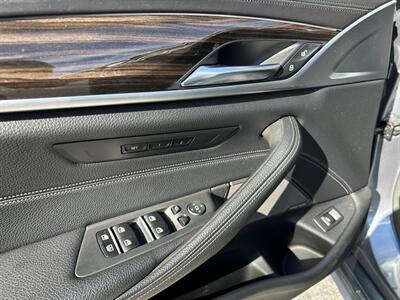 2020 BMW 5 Series M550i xDrive - Photo 26 - Canoga Park, CA 91303