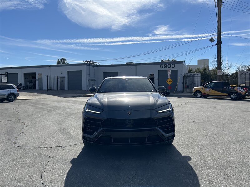 2021 Lamborghini Urus - Photo 7 - Canoga Park, CA 91303