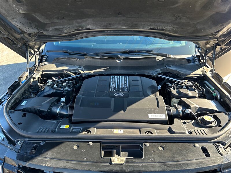 2020 Land Rover Range Rover Supercharged LWB - Photo 11 - Canoga Park, CA 91303