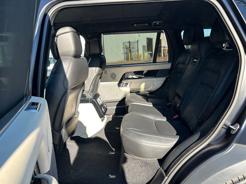2020 Land Rover Range Rover Supercharged LWB - Photo 15 - Canoga Park, CA 91303