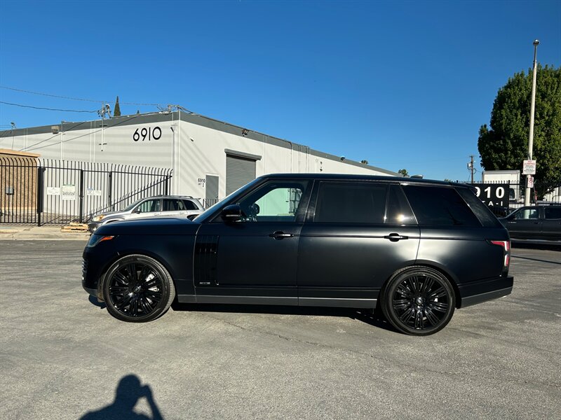 2020 Land Rover Range Rover Supercharged LWB - Photo 2 - Canoga Park, CA 91303