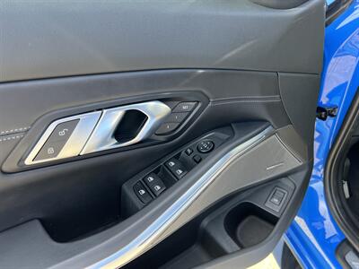 2022 BMW M3   - Photo 29 - Canoga Park, CA 91303