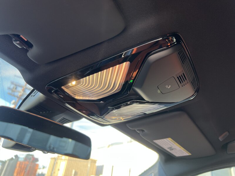 2026 BMW M3 - Photo 34 - Canoga Park, CA 91303